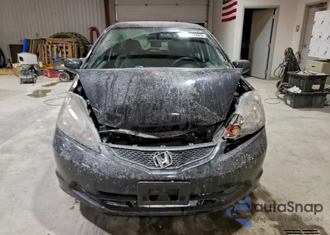 2013 Honda Fit z USA, uszkodzony, nr VIN JHMGE8H33DC076697